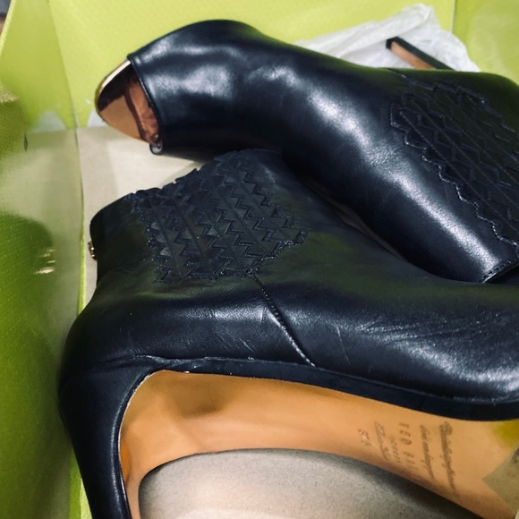 Ted Baker London Heels - Picture 6 of 8